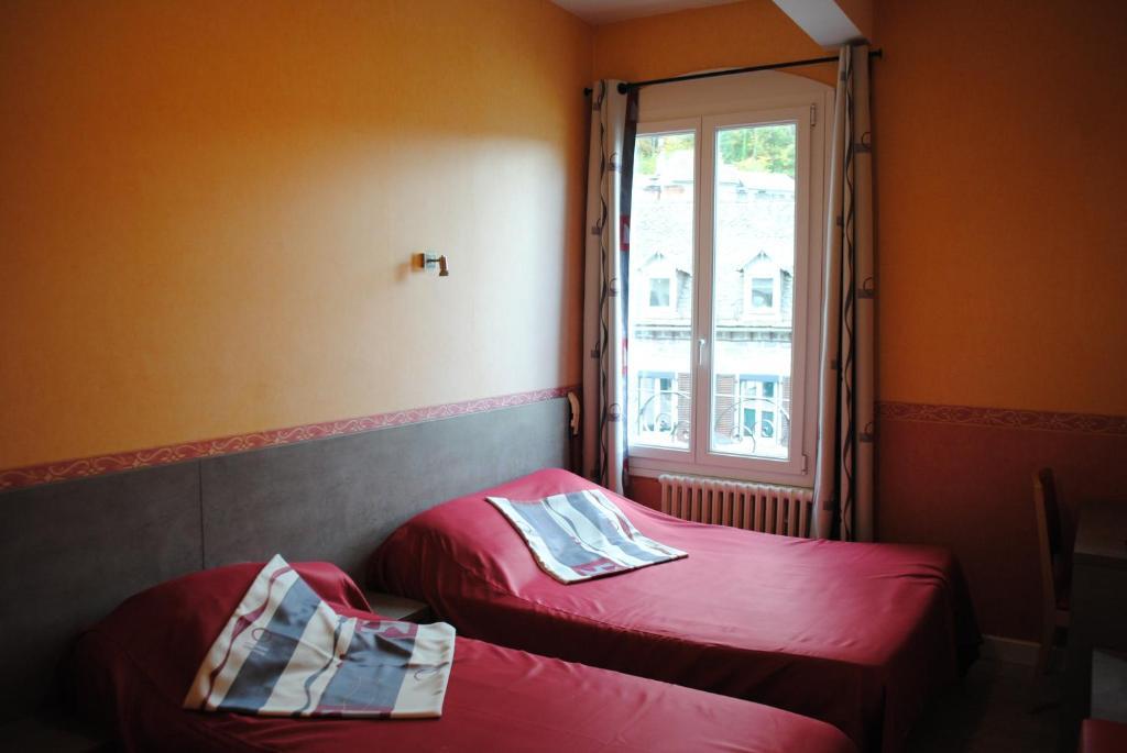 Hotel des voyageurs Chez Betty Neussargues en Pinatelle Kültér fotó