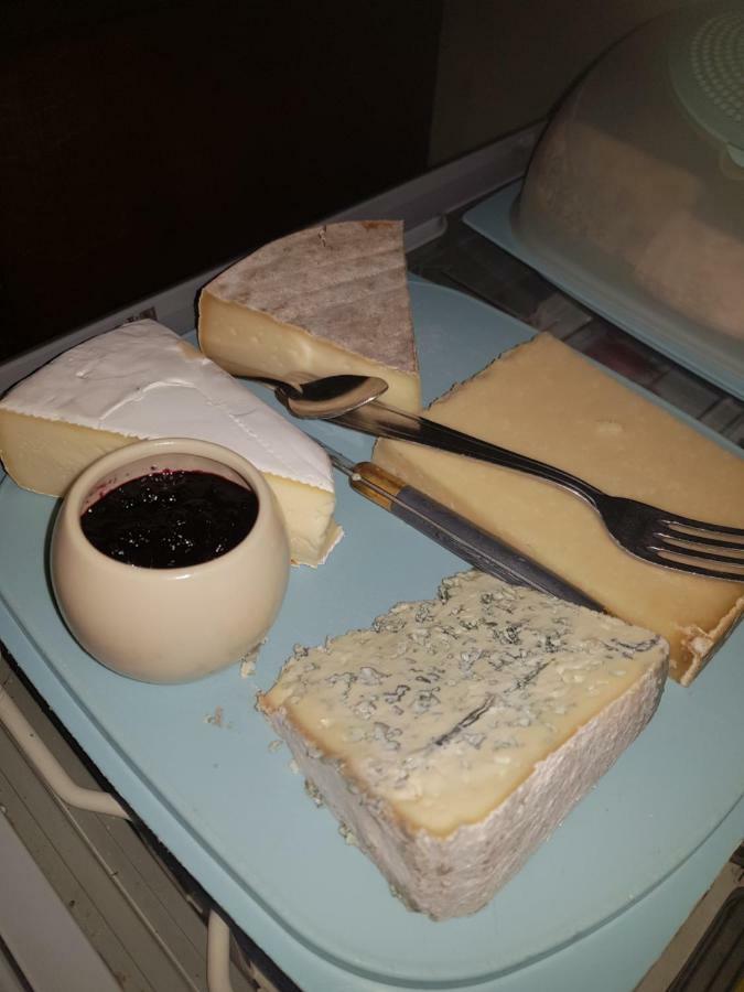 Hotel des voyageurs Chez Betty Neussargues en Pinatelle Kültér fotó